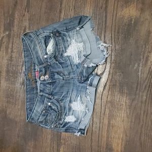 Almost Famous size 3 shorts